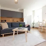 Fullhouse - - F45 - Smarttv - Nespresso Appartamento