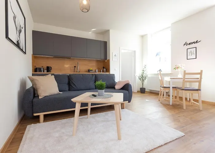 Fullhouse - - F45 - Smarttv - Nespresso شقة