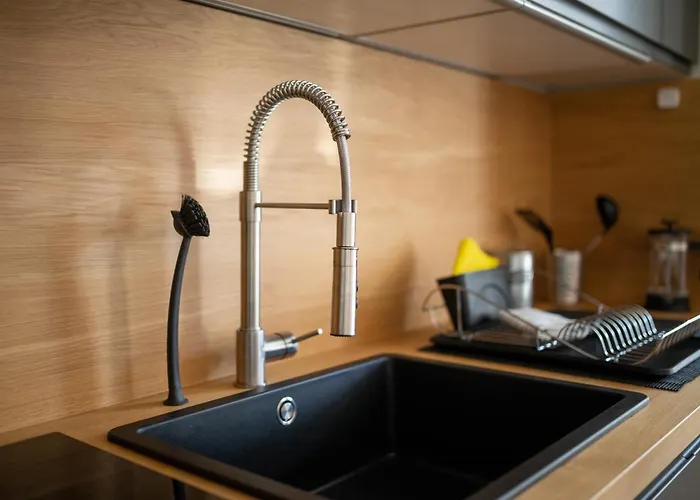 Fullhouse - - F45 - Smarttv - Nespresso اتسوكو