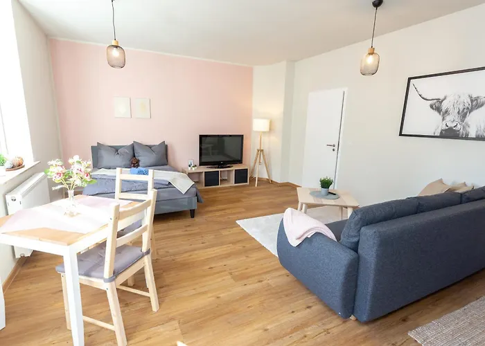 Fullhouse - - F45 - Smarttv - Nespresso اتسوكو